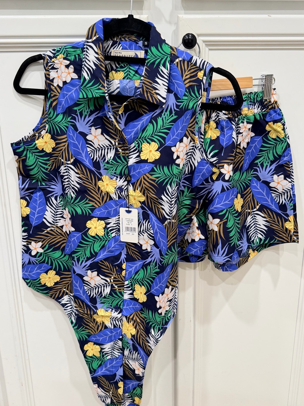Tropical Floral Button-Up Hawaii Vacation ready Set in Navy & Blue